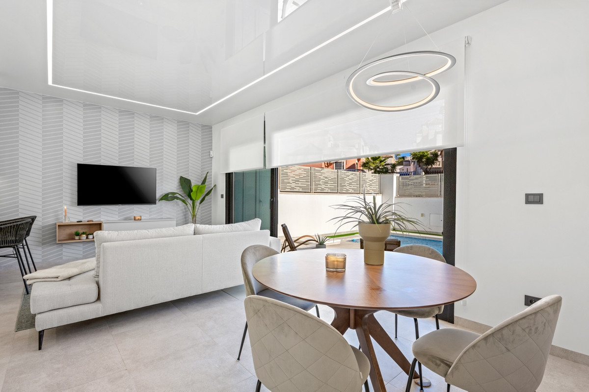 3 Bed Townhouse for sale in Blue Lagoon Costa Blanca, Alicante, Spain