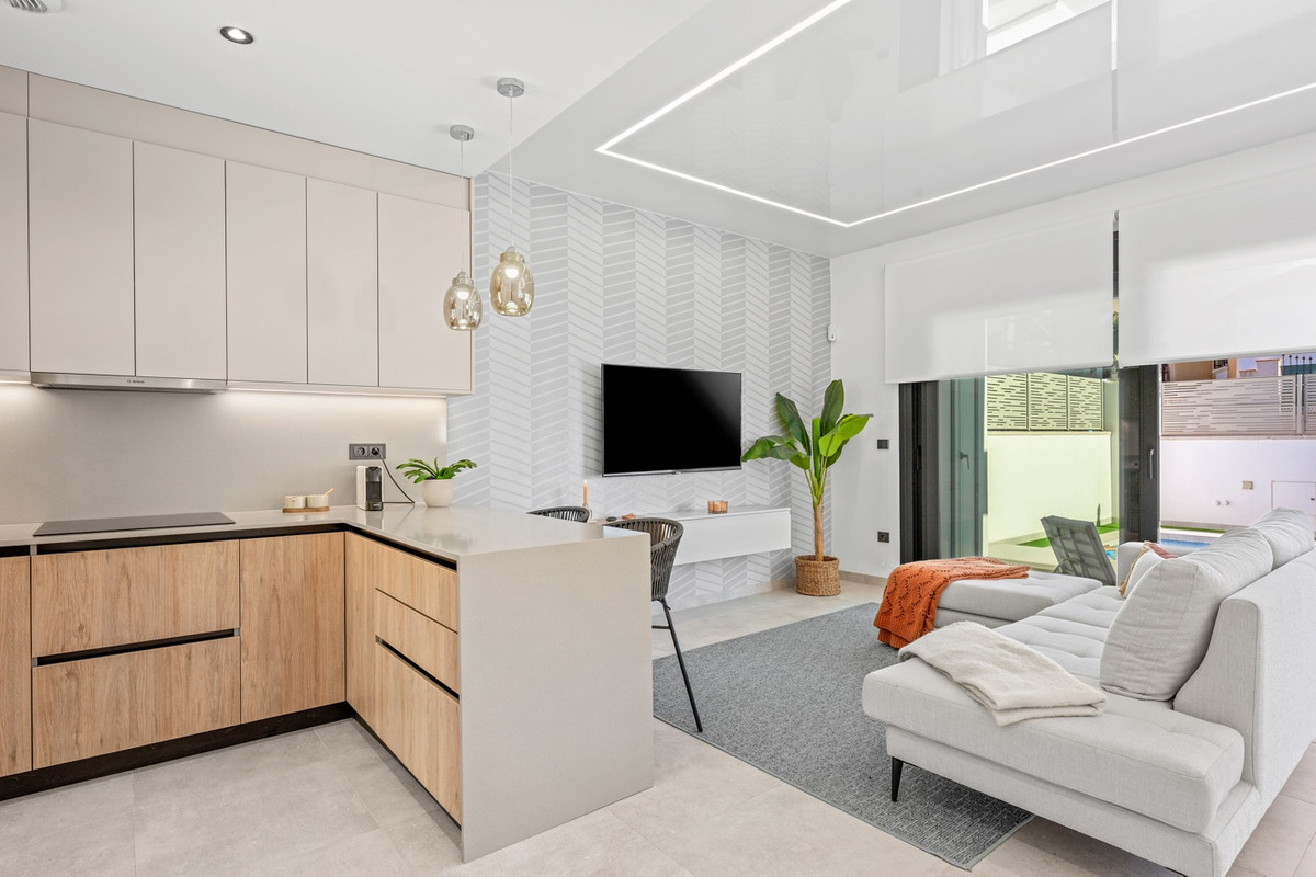 3 Bed Townhouse for sale in Blue Lagoon Costa Blanca, Alicante, Spain