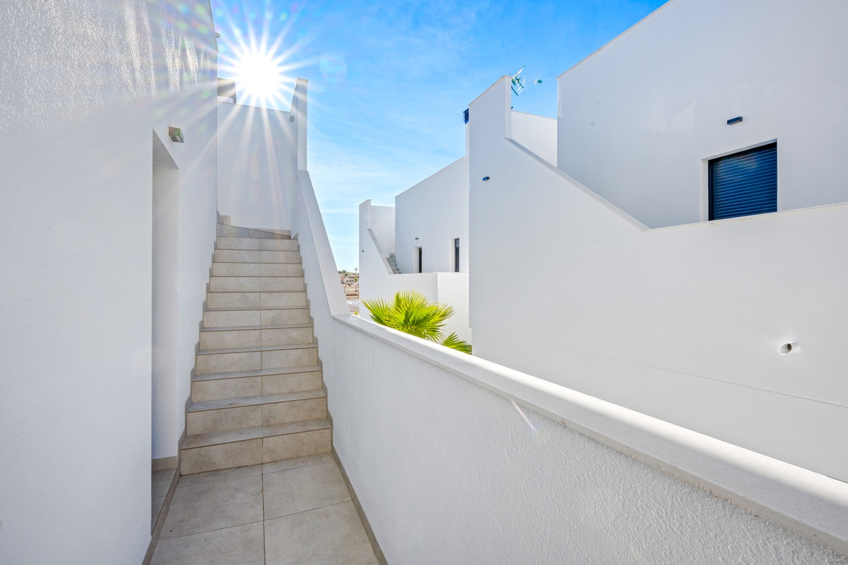 3 Bed Townhouse for sale in Blue Lagoon Costa Blanca, Alicante, Spain