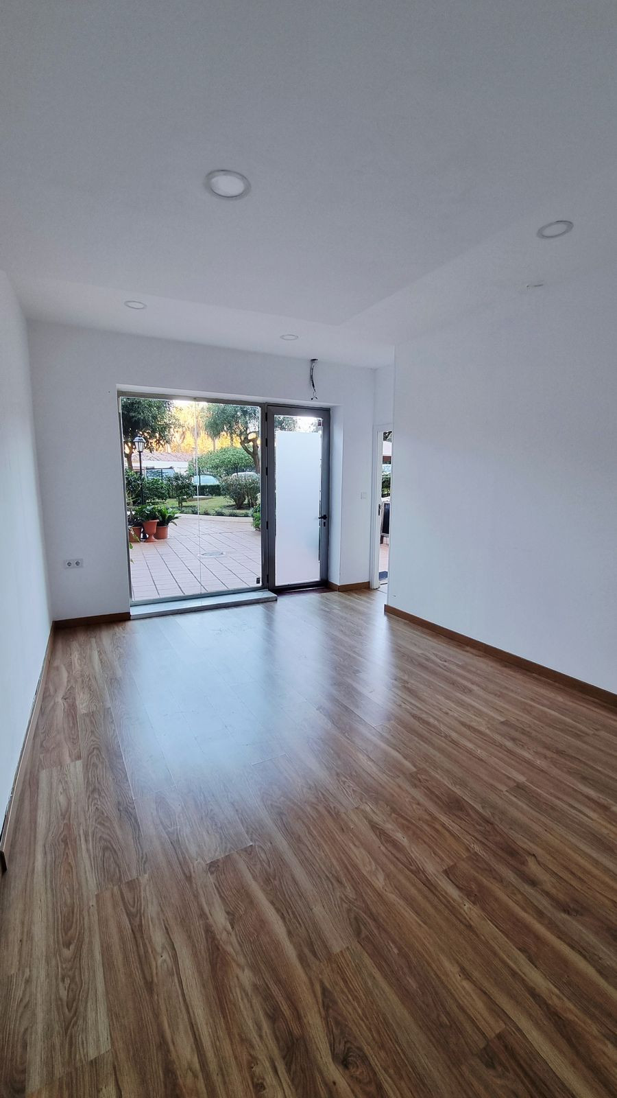Se vende Local comercial  en Costa Del Sol, Málaga, España