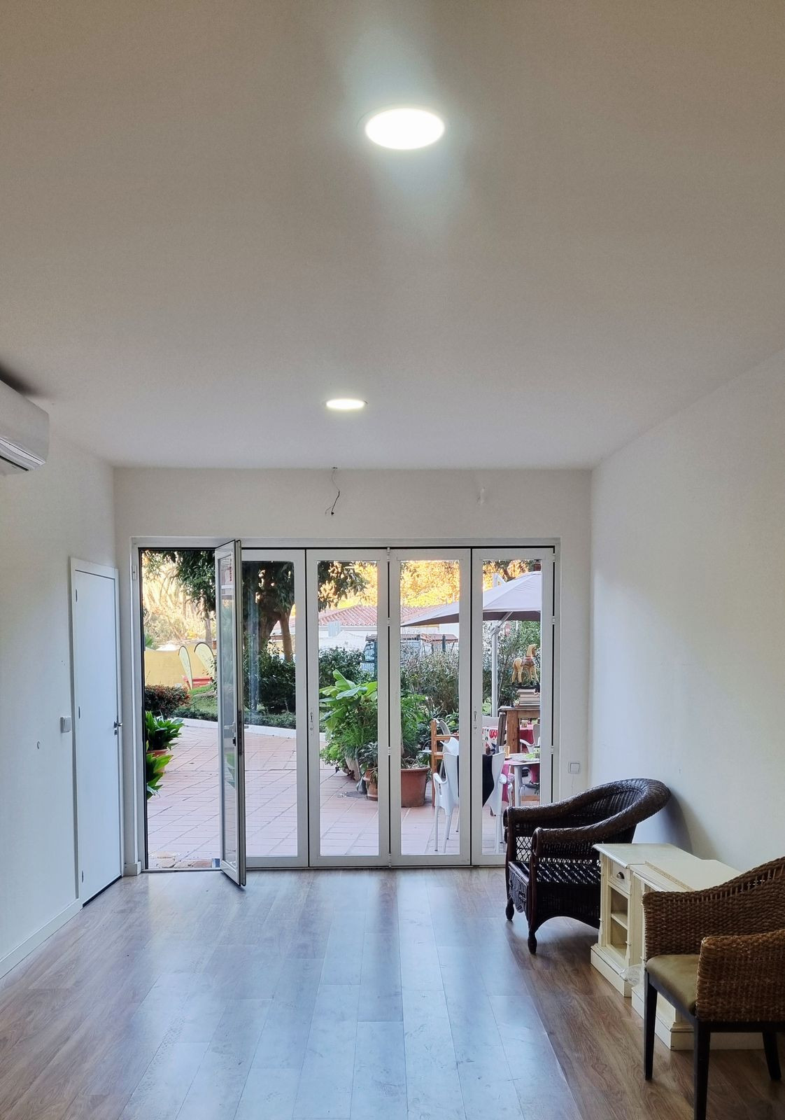Se vende Local comercial  en Costa Del Sol, Málaga, España