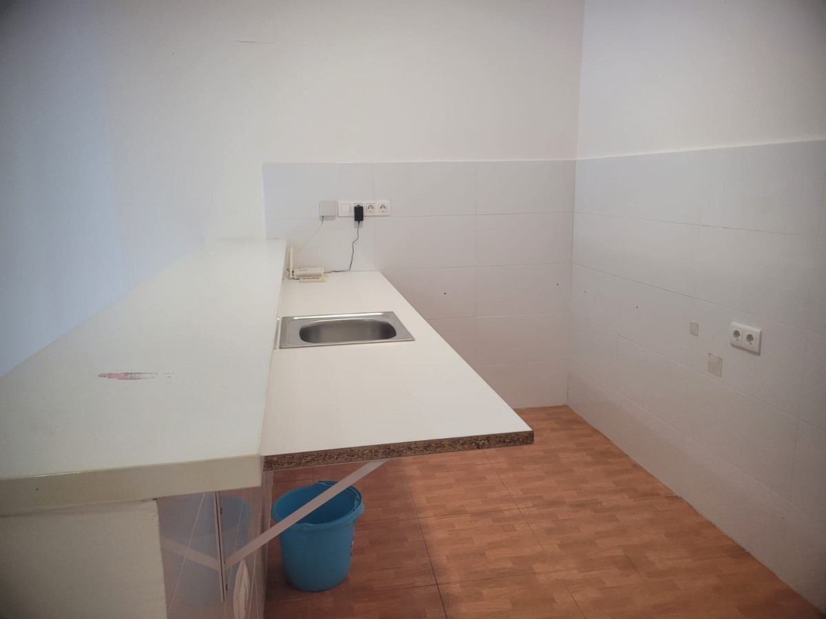 Se vende Local comercial  en Costa Del Sol, Málaga, España