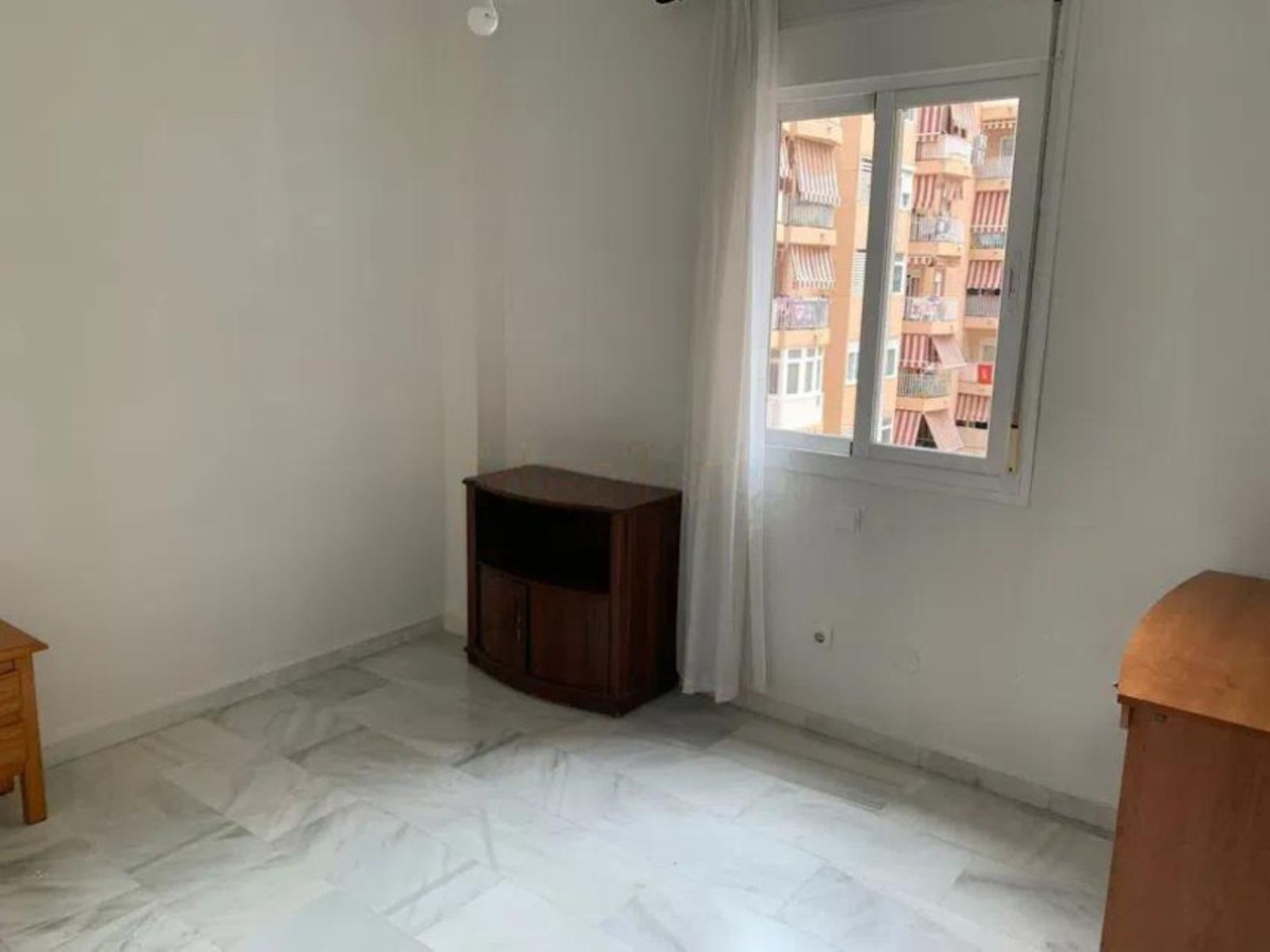 Se vende Apartamento Planta Media de 3 dormitorios en Costa Del Sol, Málaga, España