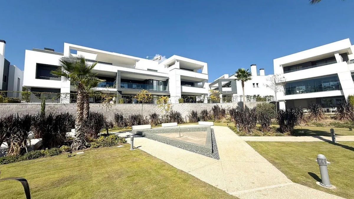 Se vende Apartamento Planta Media de 2 dormitorios en Costa Del Sol, Málaga, España