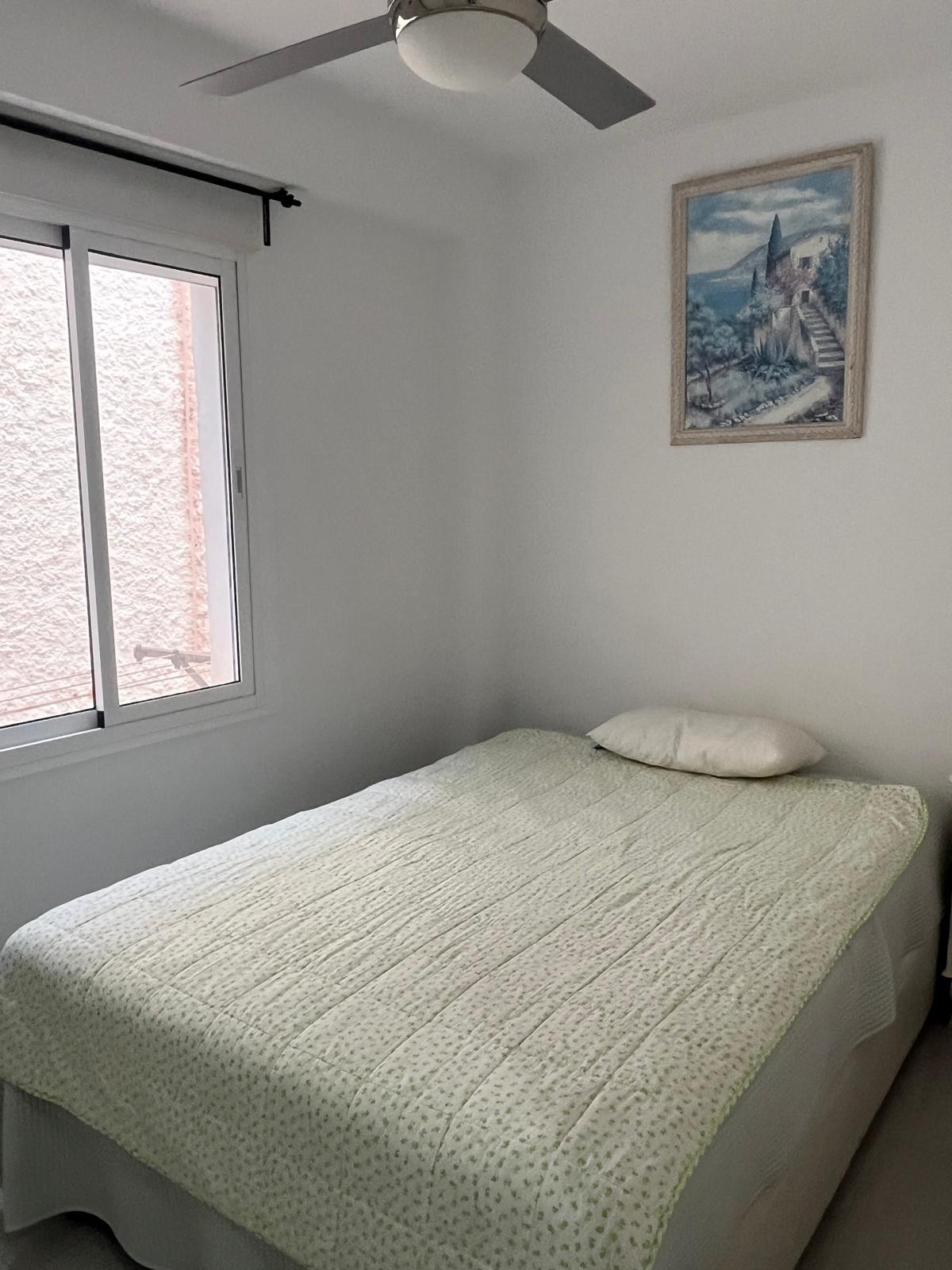 Se vende Apartamento Planta Media de 2 dormitorios en Costa Del Sol, Málaga, España