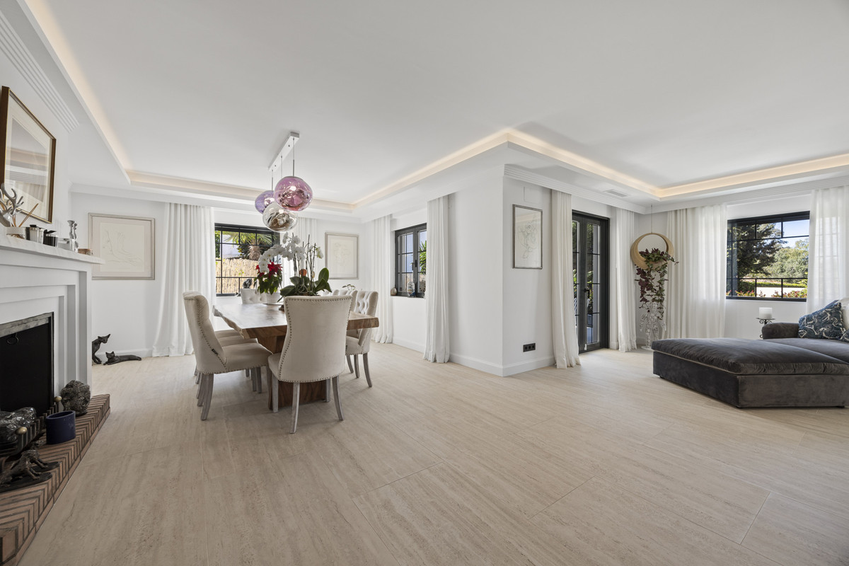 5 Bed Townhouse for sale in Guadalmina Alta Costa Del Sol, Málaga, Spain