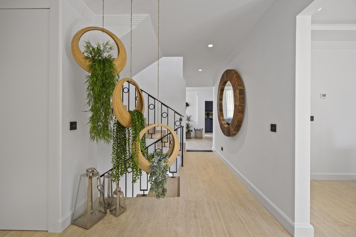 5 Bed Townhouse for sale in Guadalmina Alta Costa Del Sol, Málaga, Spain