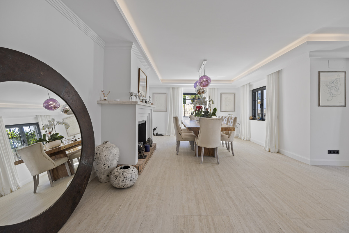 5 Bed Townhouse for sale in Guadalmina Alta Costa Del Sol, Málaga, Spain