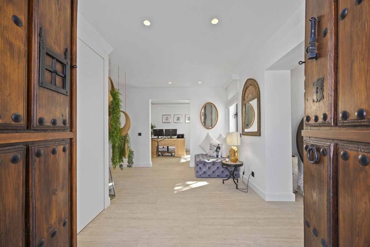 5 Bed Townhouse for sale in Guadalmina Alta Costa Del Sol, Málaga, Spain