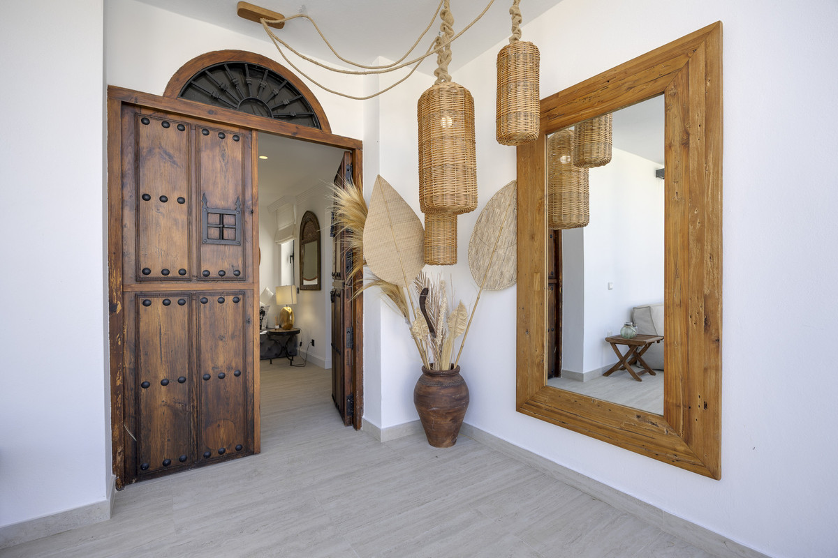5 Bed Townhouse for sale in Guadalmina Alta Costa Del Sol, Málaga, Spain