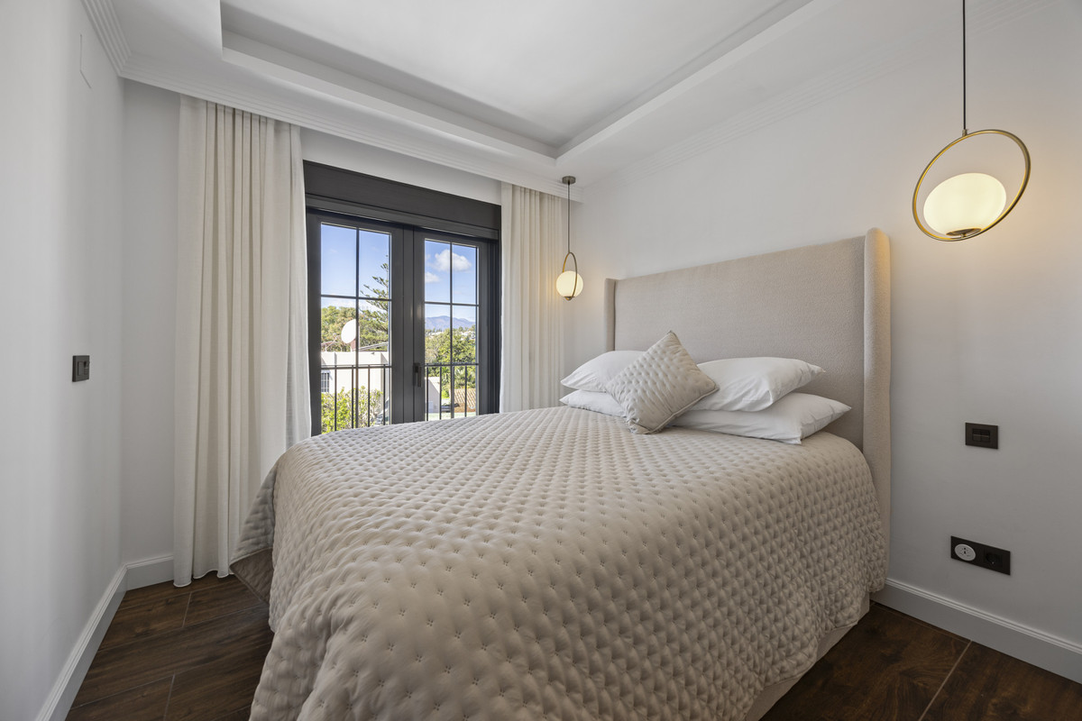 5 Bed Townhouse for sale in Guadalmina Alta Costa Del Sol, Málaga, Spain