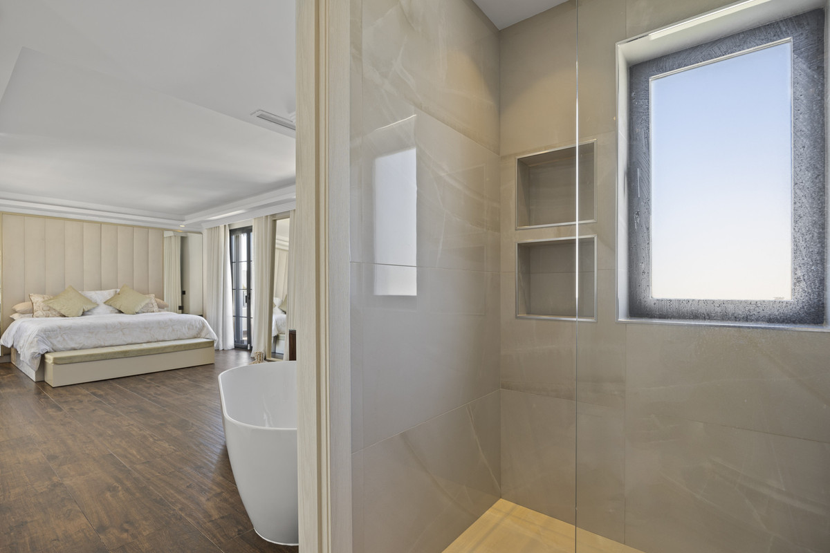 5 Bed Townhouse for sale in Guadalmina Alta Costa Del Sol, Málaga, Spain