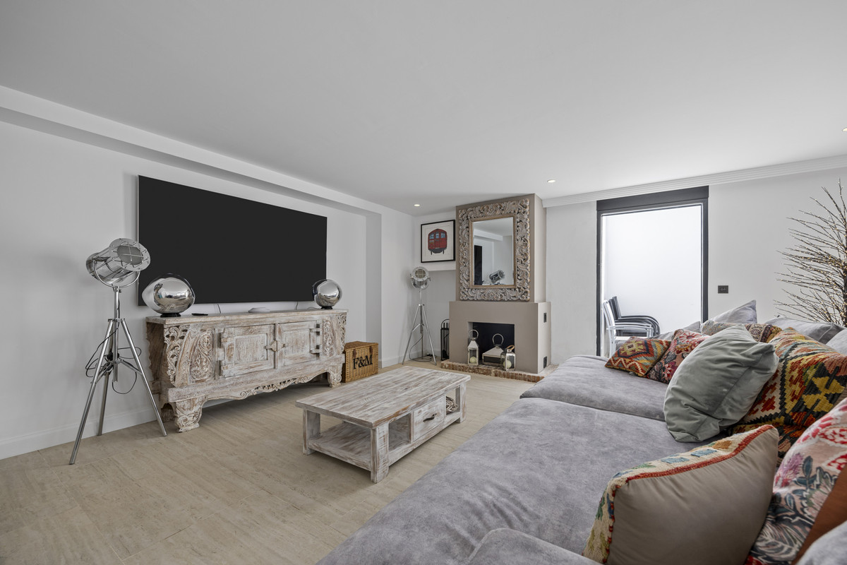 5 Bed Townhouse for sale in Guadalmina Alta Costa Del Sol, Málaga, Spain