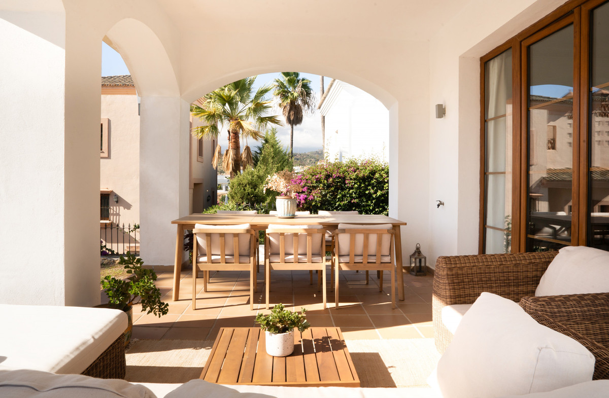 Se vende Villa - Chalet de 4 dormitorios en Costa Del Sol, Málaga, España