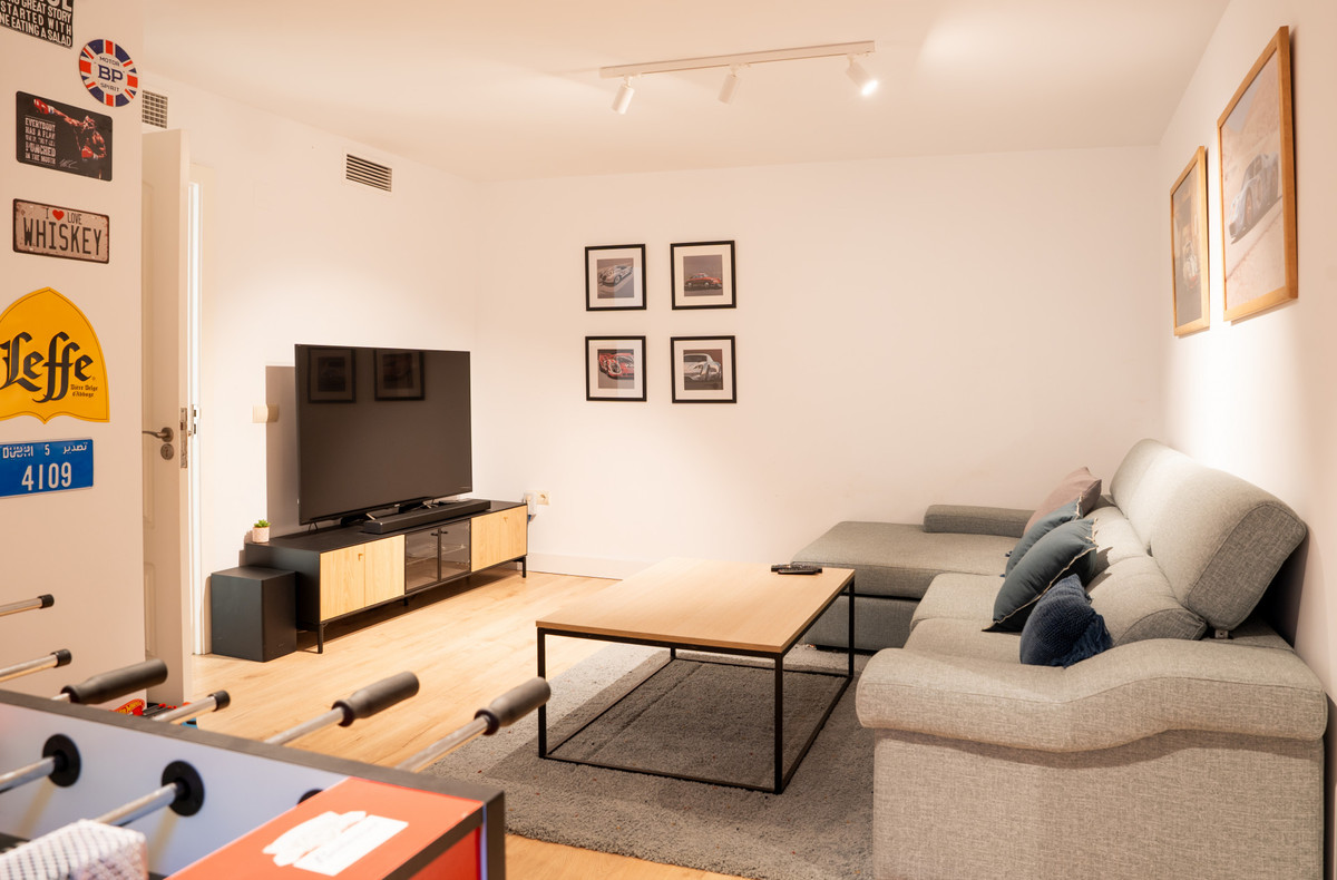 Se vende Villa - Chalet de 4 dormitorios en Costa Del Sol, Málaga, España