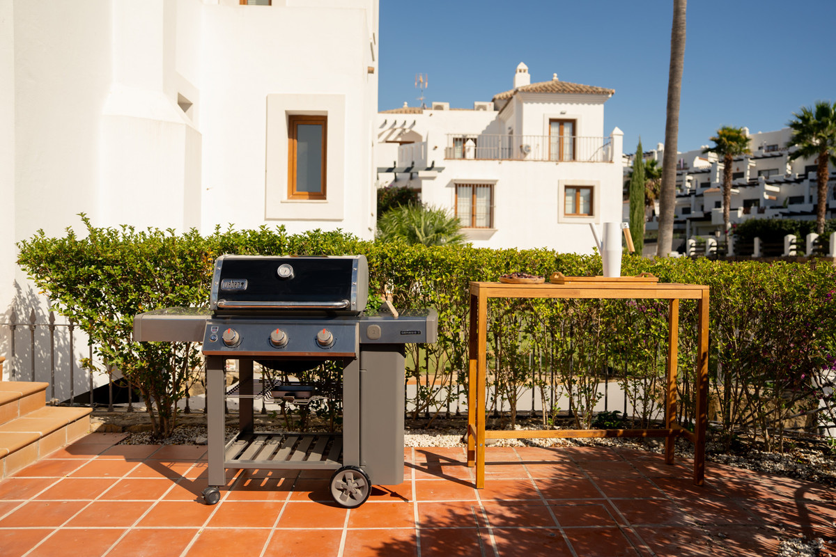 Se vende Villa - Chalet de 4 dormitorios en Costa Del Sol, Málaga, España