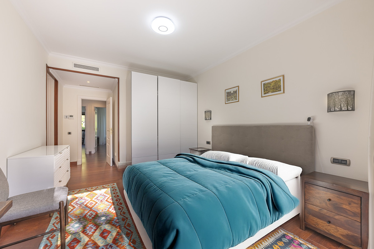 4 Bed Townhouse for sale in The Golden Mile Costa Del Sol, Málaga, Spain