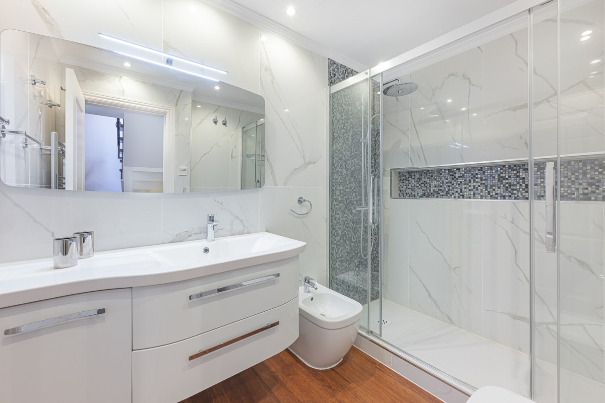 4 Bed Townhouse for sale in The Golden Mile Costa Del Sol, Málaga, Spain