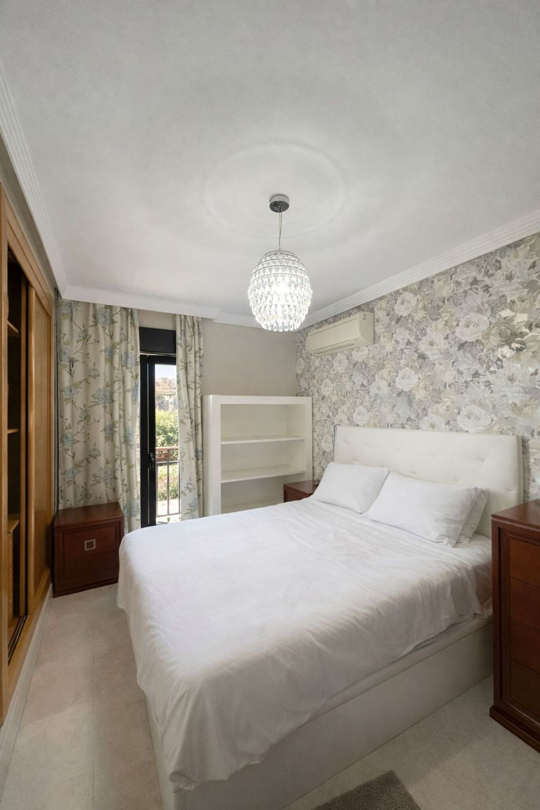 Se vende Apartamento Planta Media de 2 dormitorios en Costa Del Sol, Málaga, España