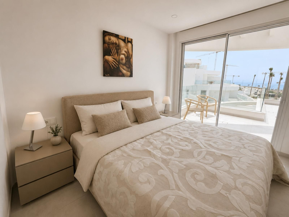 Se vende Apartamento Planta Media de 3 dormitorios en Costa Del Sol, Málaga, España