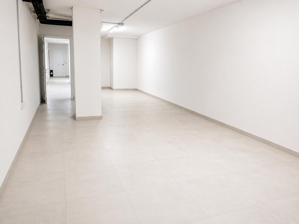 Se vende Apartamento Planta Media de 3 dormitorios en Costa Del Sol, Málaga, España