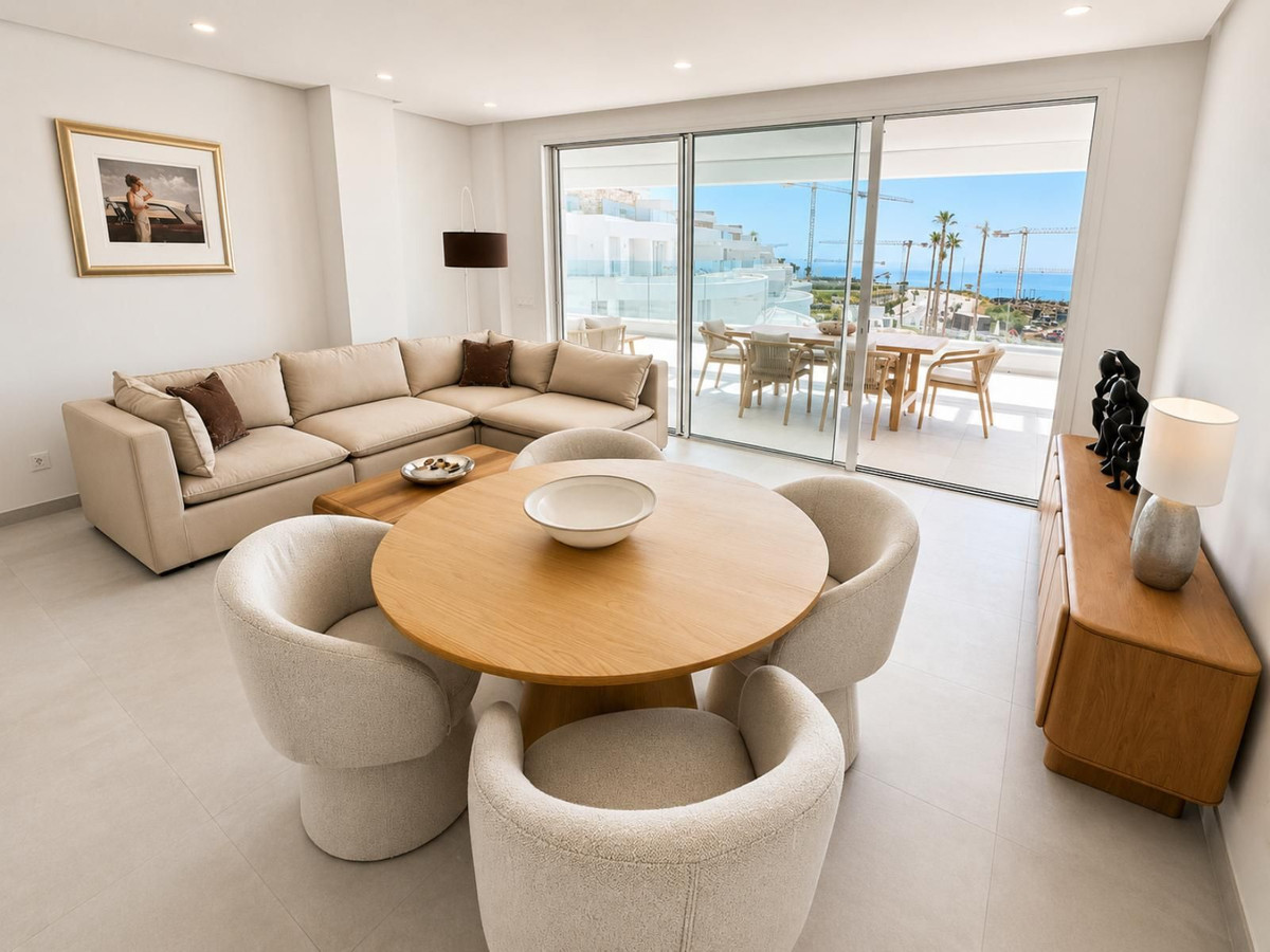 Se vende Apartamento Planta Media de 3 dormitorios en Costa Del Sol, Málaga, España