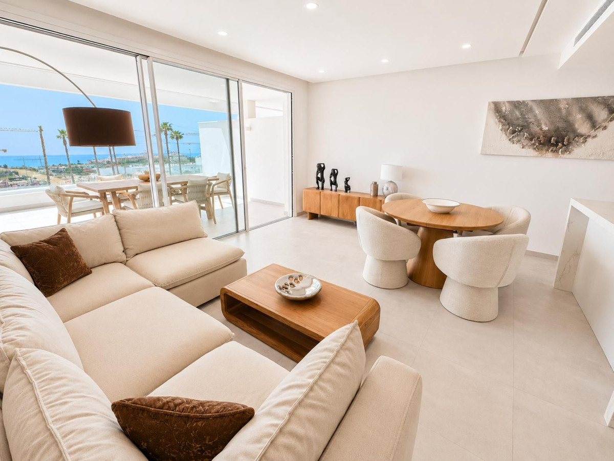 Se vende Apartamento Planta Media de 3 dormitorios en Costa Del Sol, Málaga, España