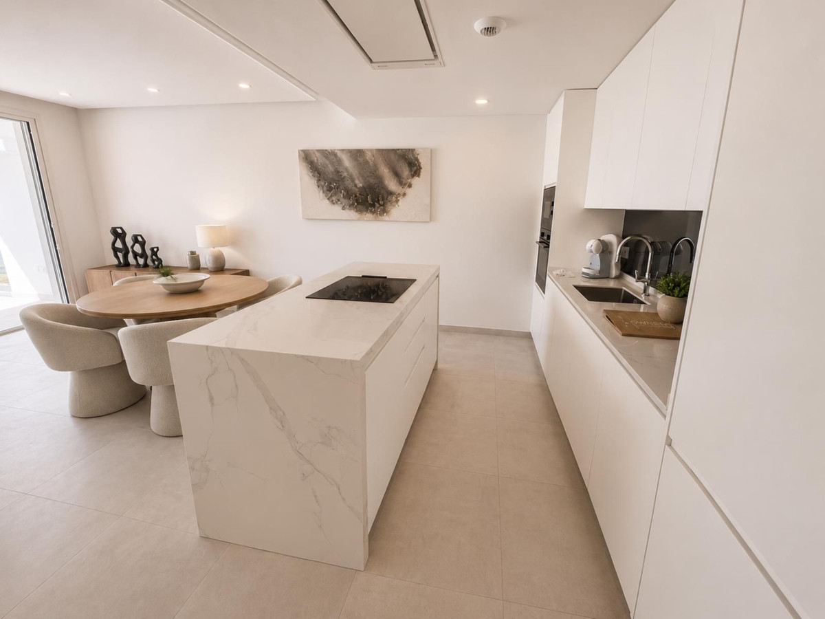Se vende Apartamento Planta Media de 3 dormitorios en Costa Del Sol, Málaga, España