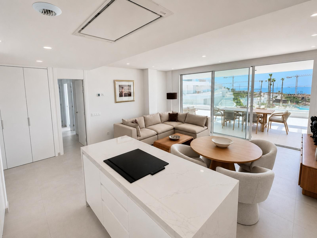 Se vende Apartamento Planta Media de 3 dormitorios en Costa Del Sol, Málaga, España