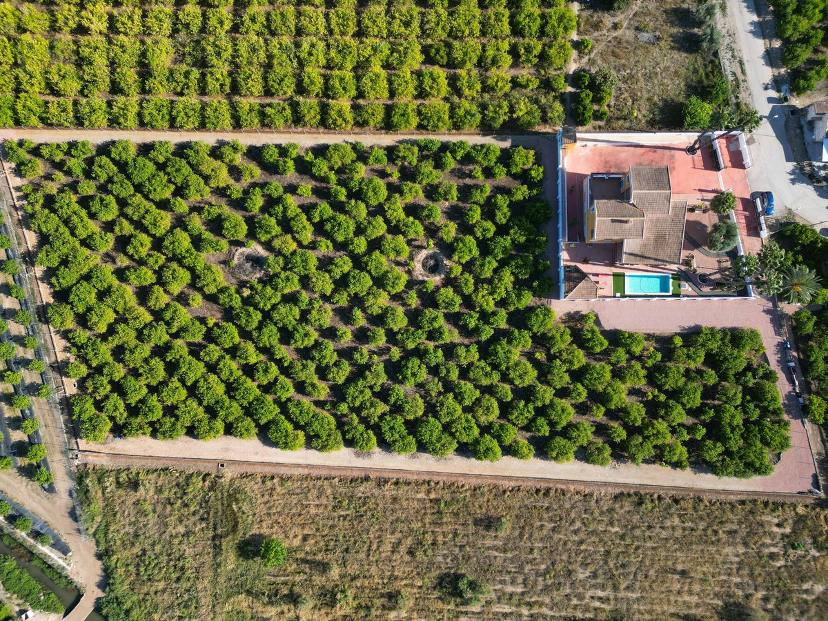 Se vende Villa - Chalet de 5 dormitorios en Costa Blanca, Alicante, España