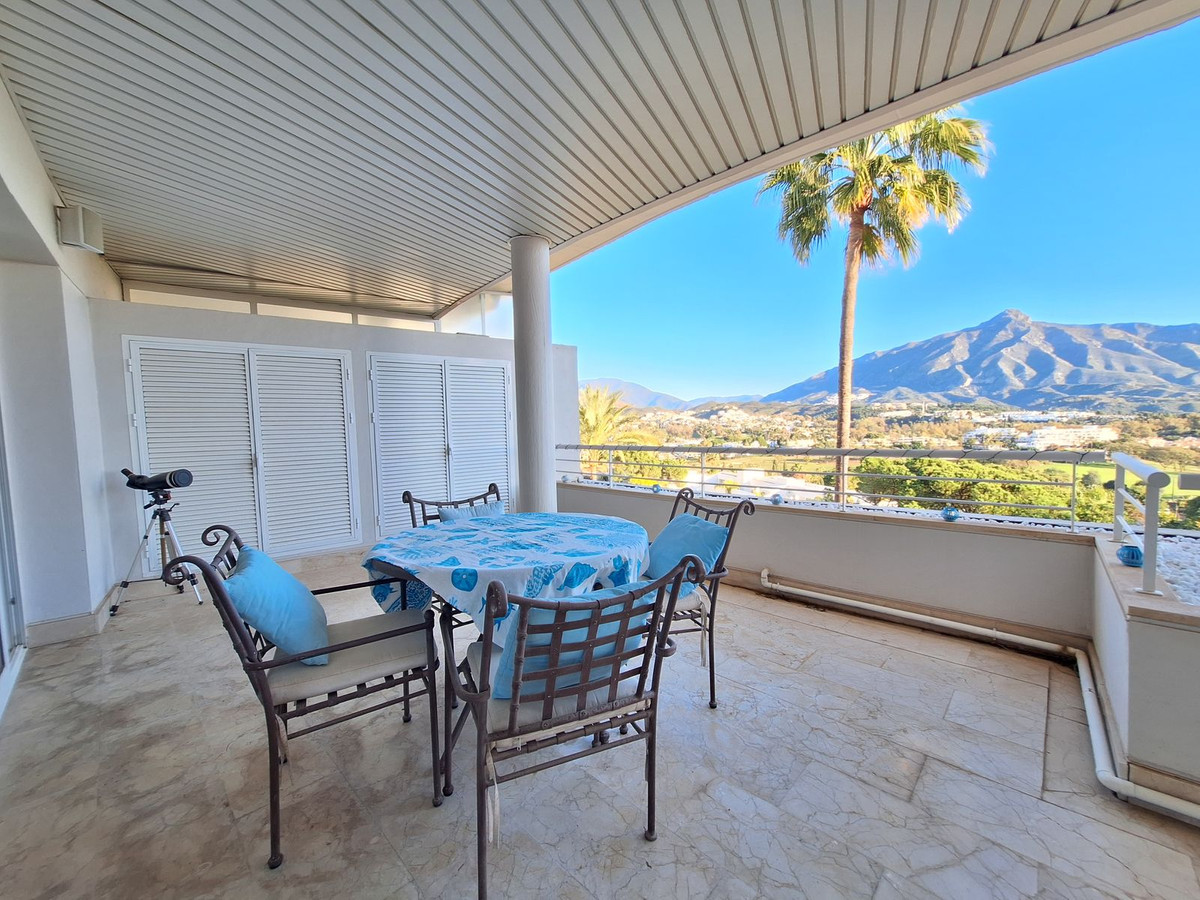 3 Bed Apartment for sale in Nueva Andalucía Costa Del Sol, Málaga, Spain