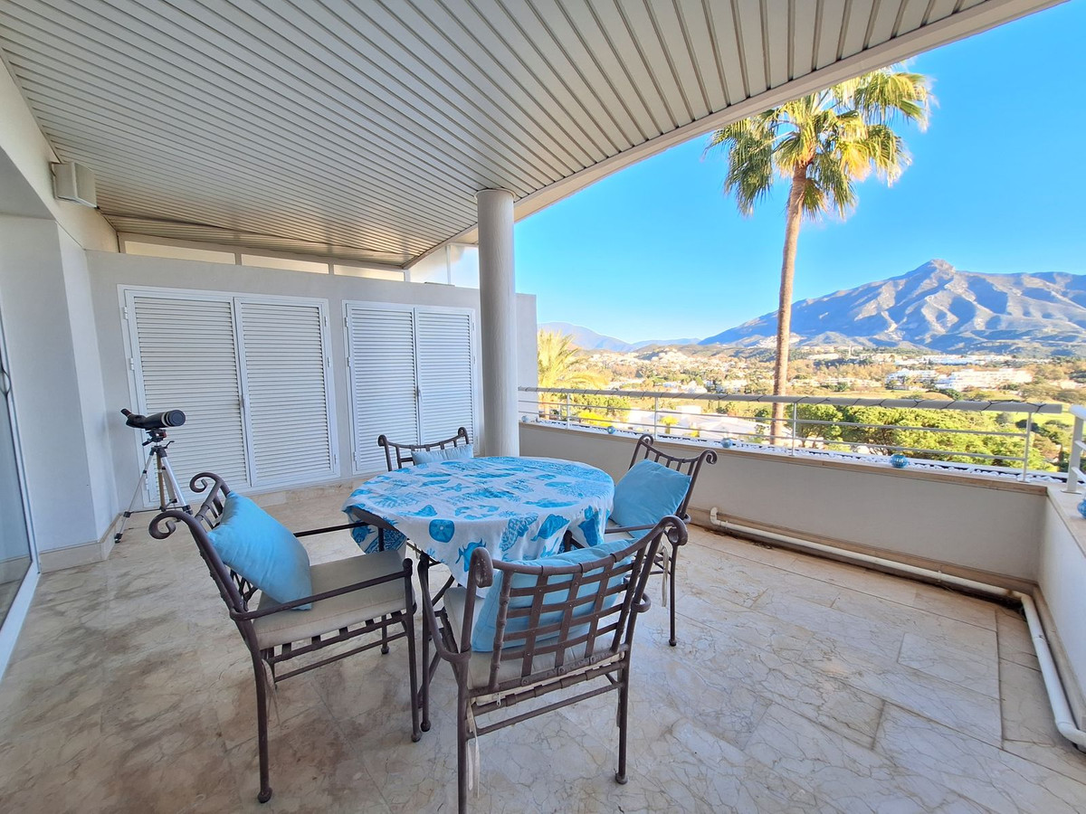 3 Bed Apartment for sale in Nueva Andalucía Costa Del Sol, Málaga, Spain