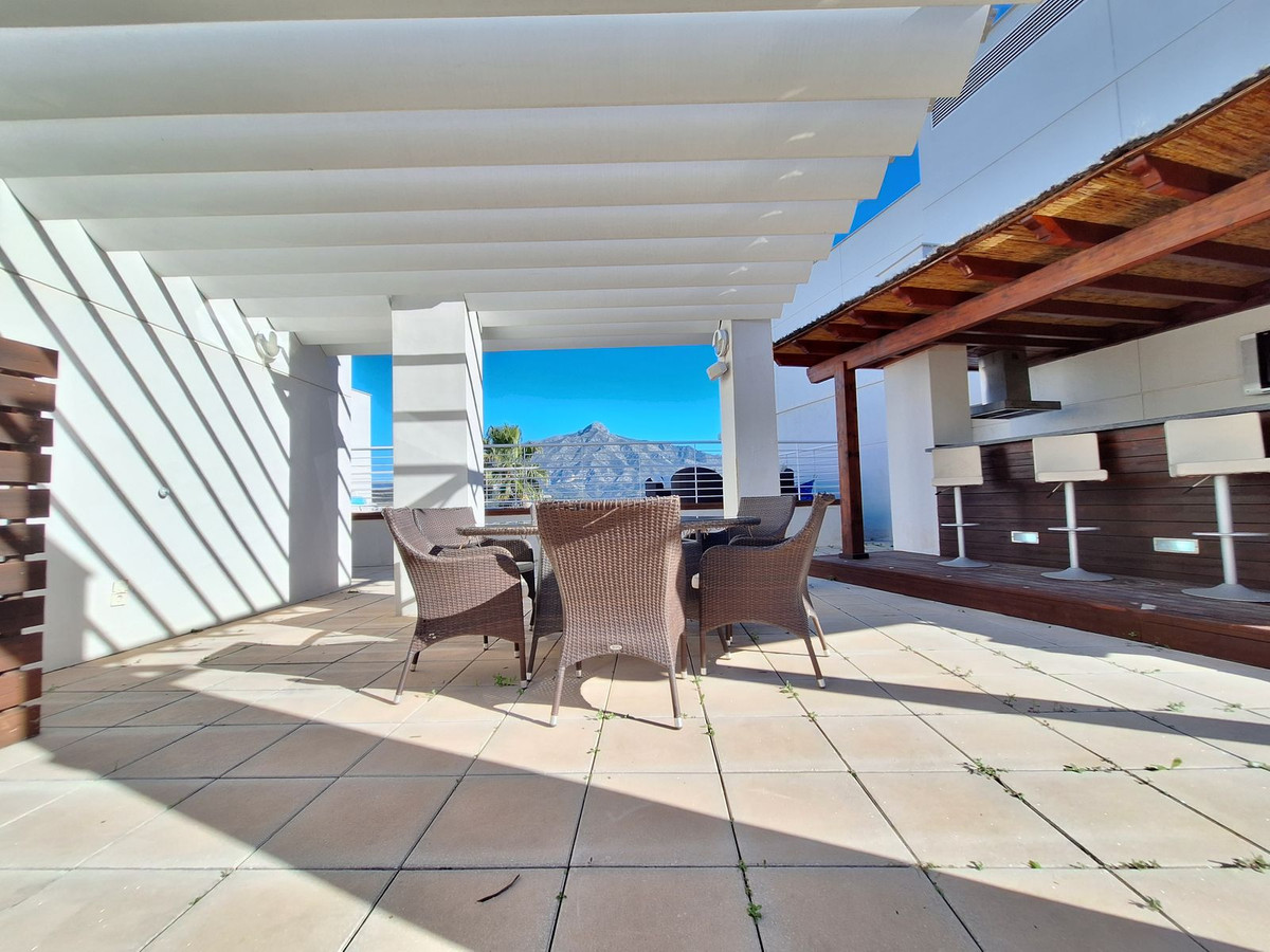 3 Bed Apartment for sale in Nueva Andalucía Costa Del Sol, Málaga, Spain