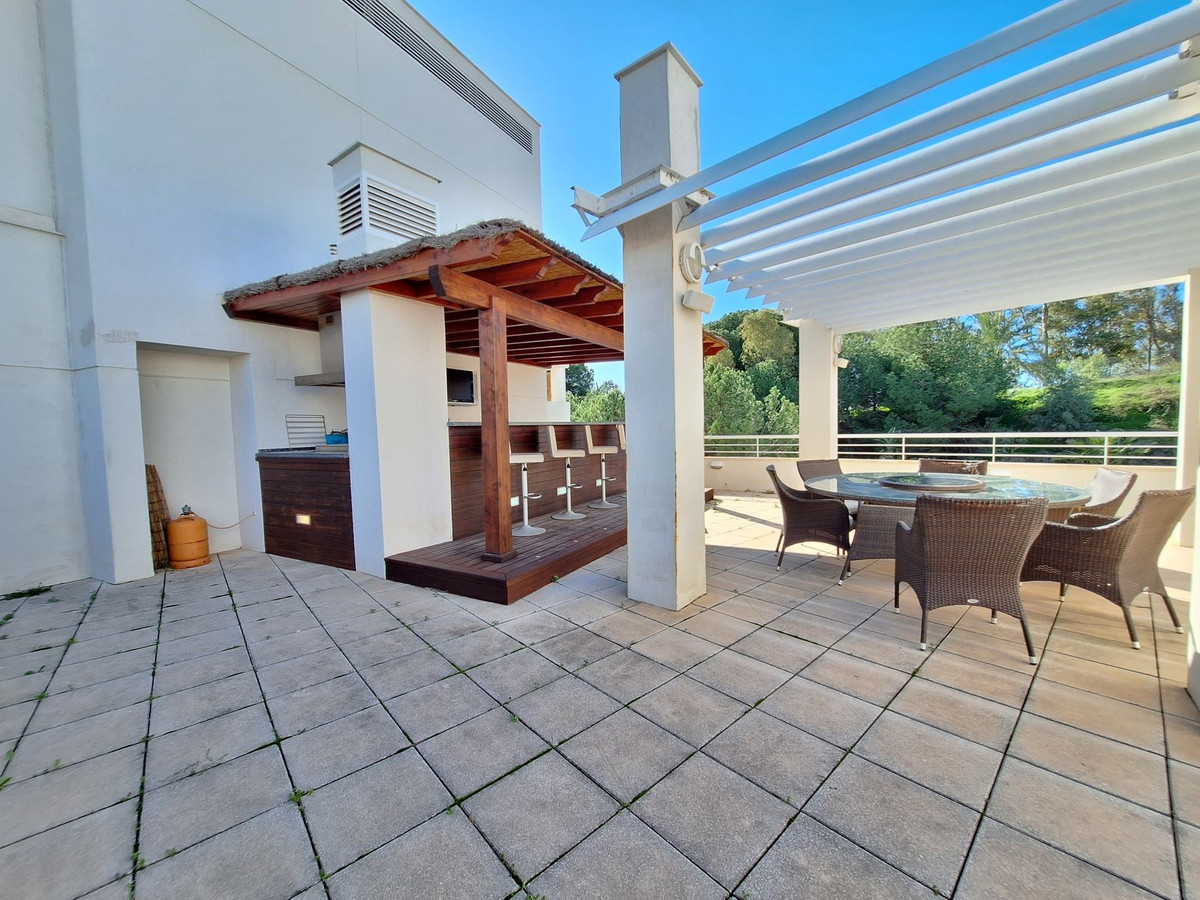 3 Bed Apartment for sale in Nueva Andalucía Costa Del Sol, Málaga, Spain