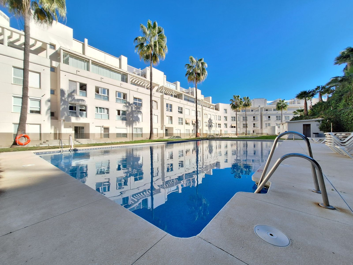 3 Bed Apartment for sale in Nueva Andalucía Costa Del Sol, Málaga, Spain