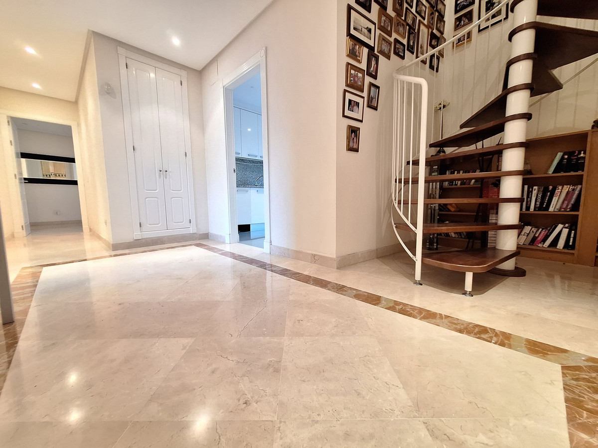 3 Bed Apartment for sale in Nueva Andalucía Costa Del Sol, Málaga, Spain