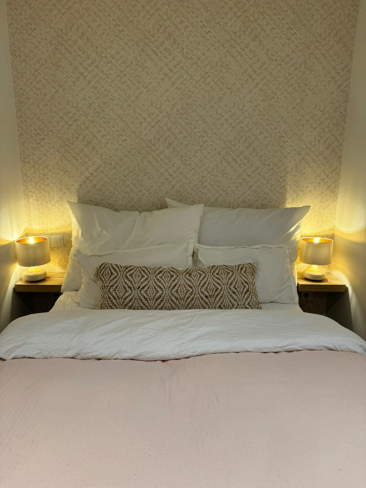 2 Bed Apartment for sale in Marbella Costa Del Sol, Málaga, Spain