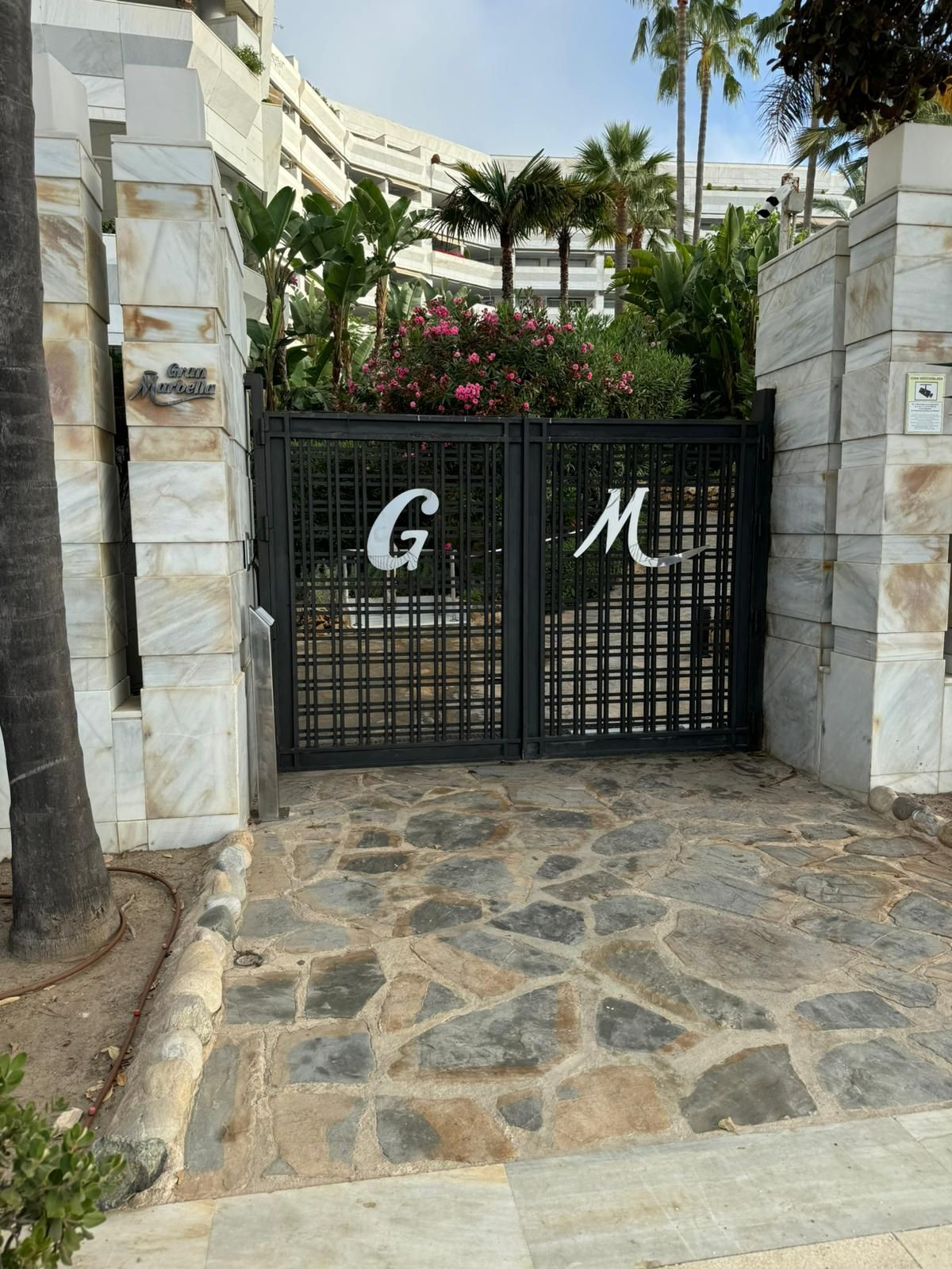 2 Bed Apartment for sale in Marbella Costa Del Sol, Málaga, Spain