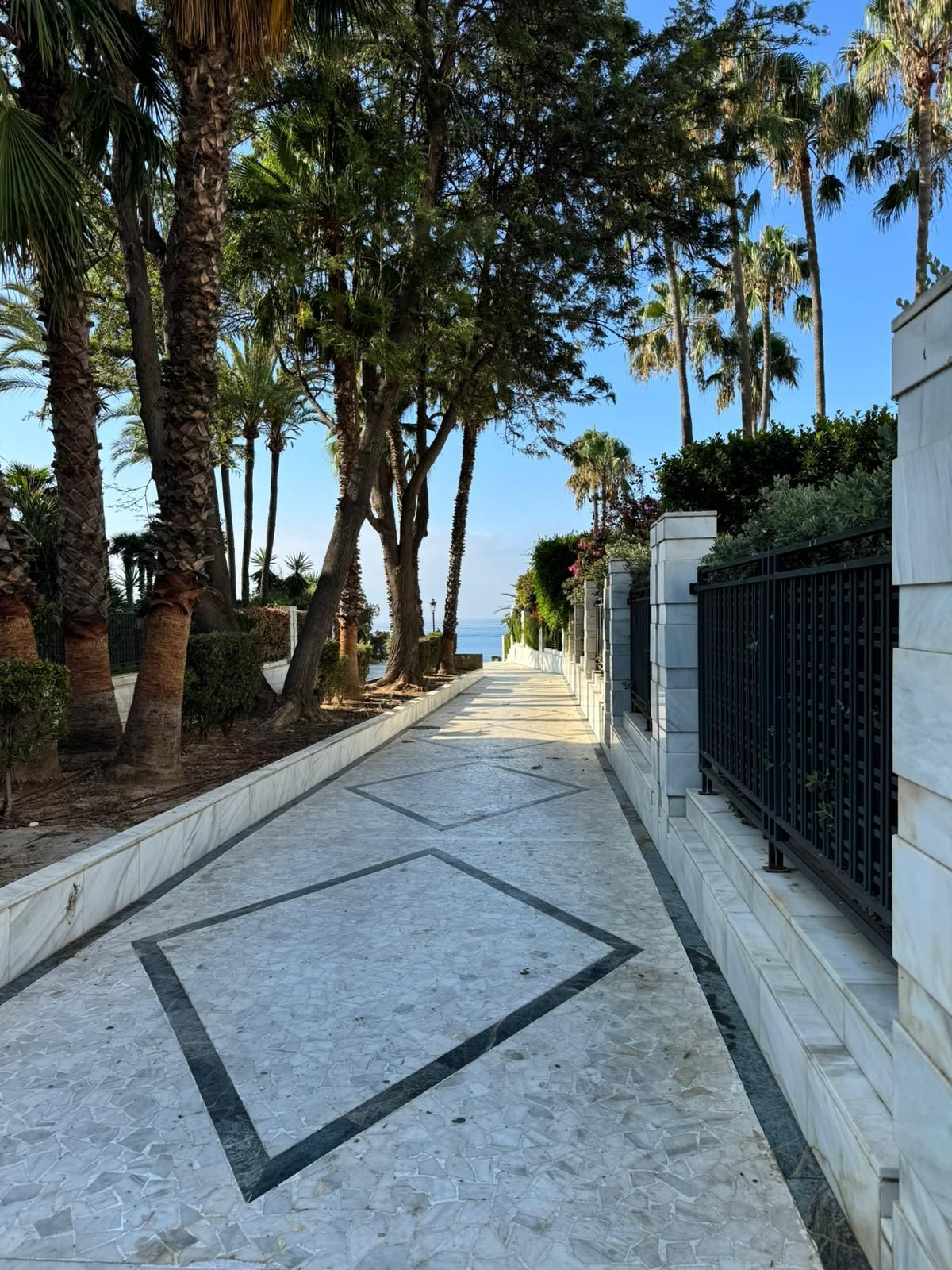 2 Bed Apartment for sale in Marbella Costa Del Sol, Málaga, Spain