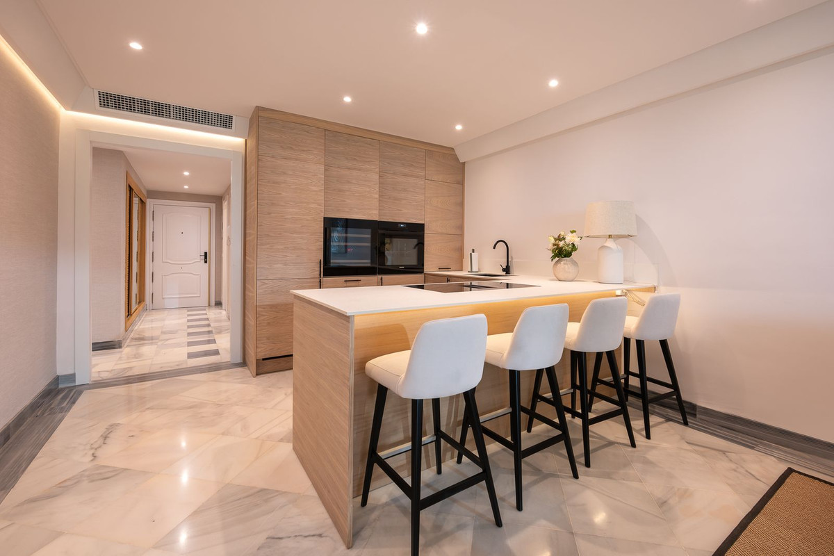 2 Bed Apartment for sale in Marbella Costa Del Sol, Málaga, Spain