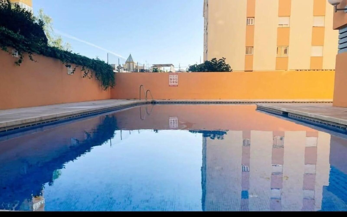 3 Bed Apartment for sale in Fuengirola Costa Del Sol, Málaga, Spain