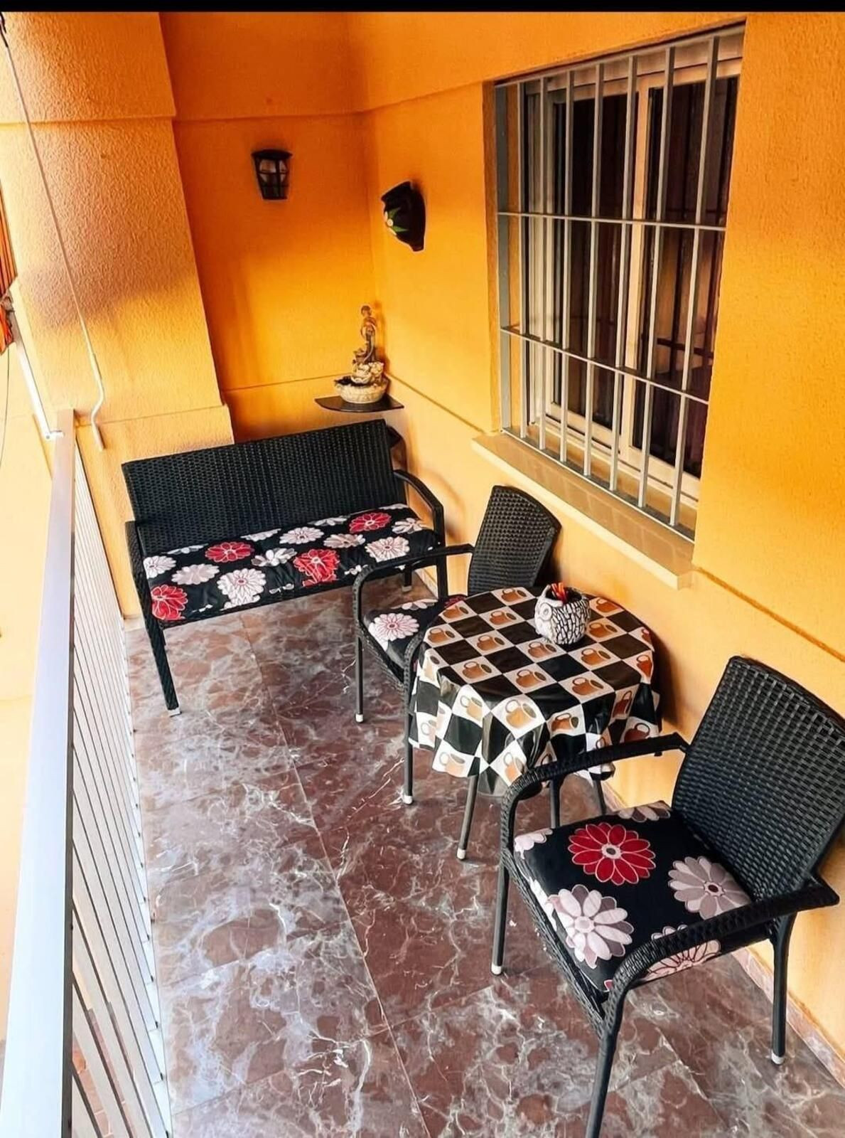 3 Bed Apartment for sale in Fuengirola Costa Del Sol, Málaga, Spain