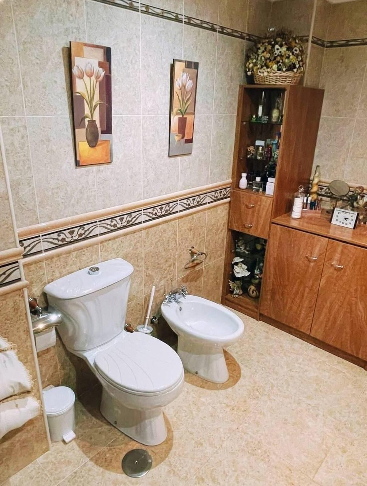 3 Bed Apartment for sale in Fuengirola Costa Del Sol, Málaga, Spain