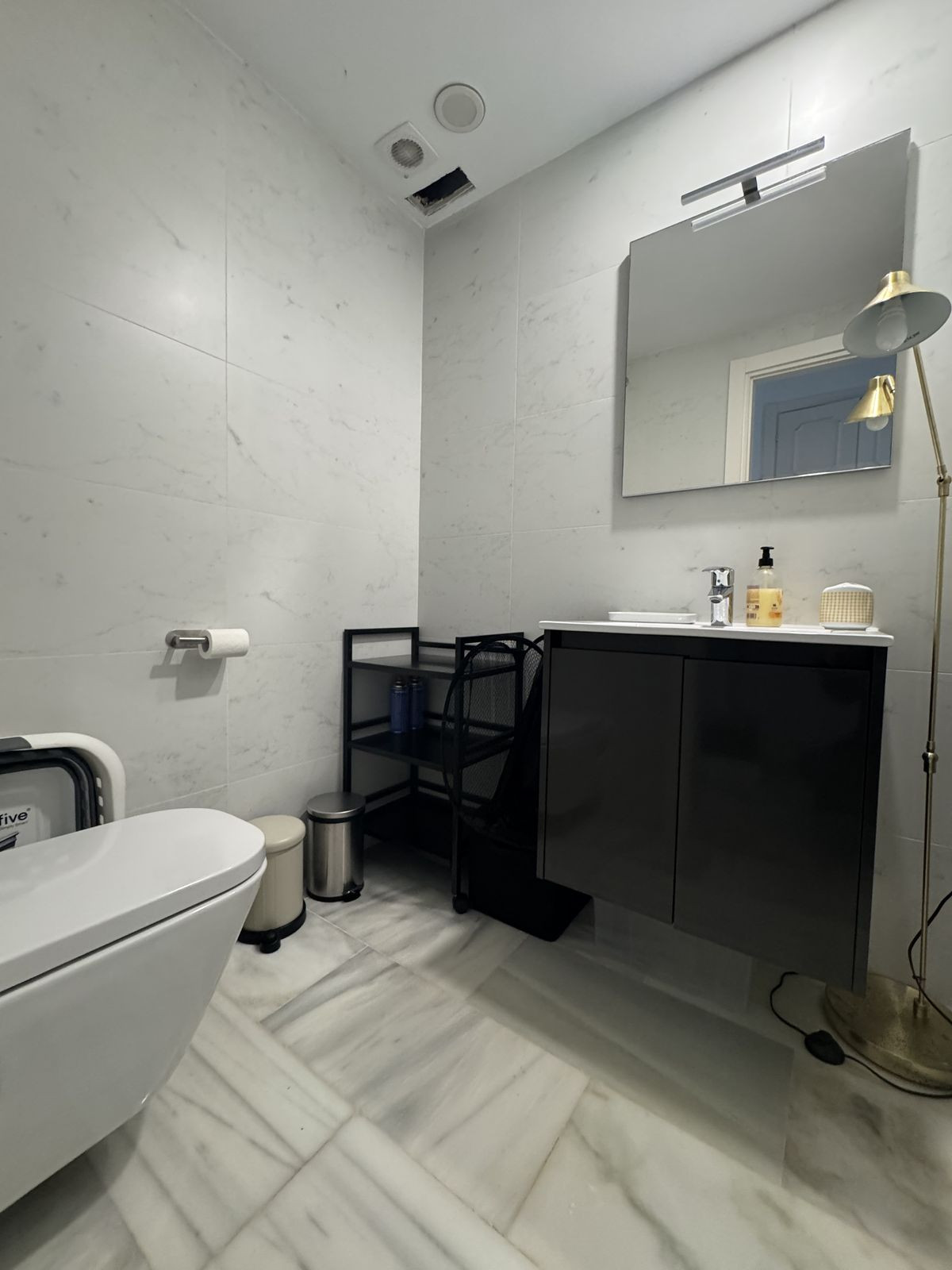 3 Bed Apartment for sale in Marbella Costa Del Sol, Málaga, Spain