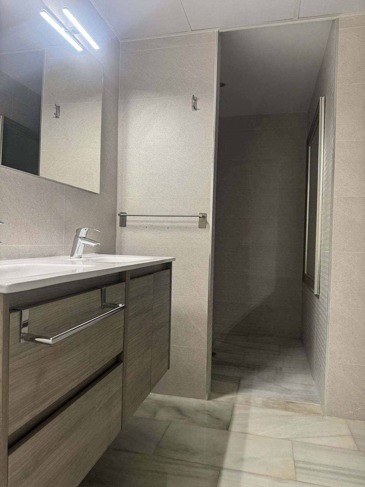3 Bed Apartment for sale in Marbella Costa Del Sol, Málaga, Spain