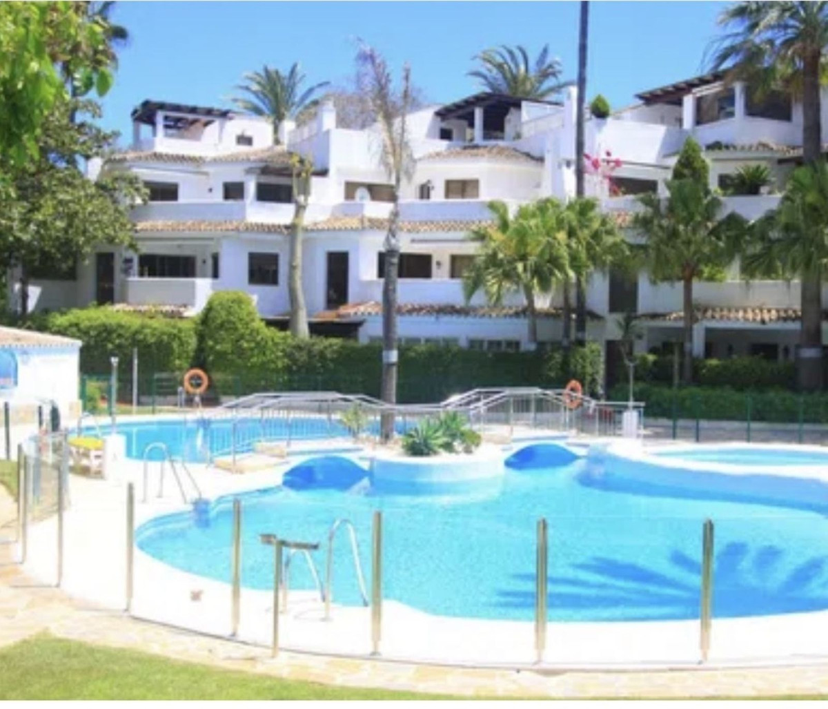 3 Bed Apartment for sale in Marbella Costa Del Sol, Málaga, Spain