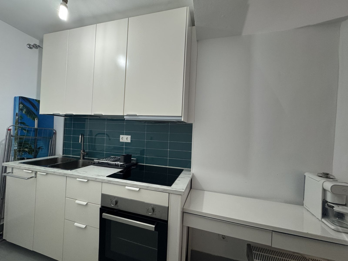 3 Bed Apartment for sale in Marbella Costa Del Sol, Málaga, Spain