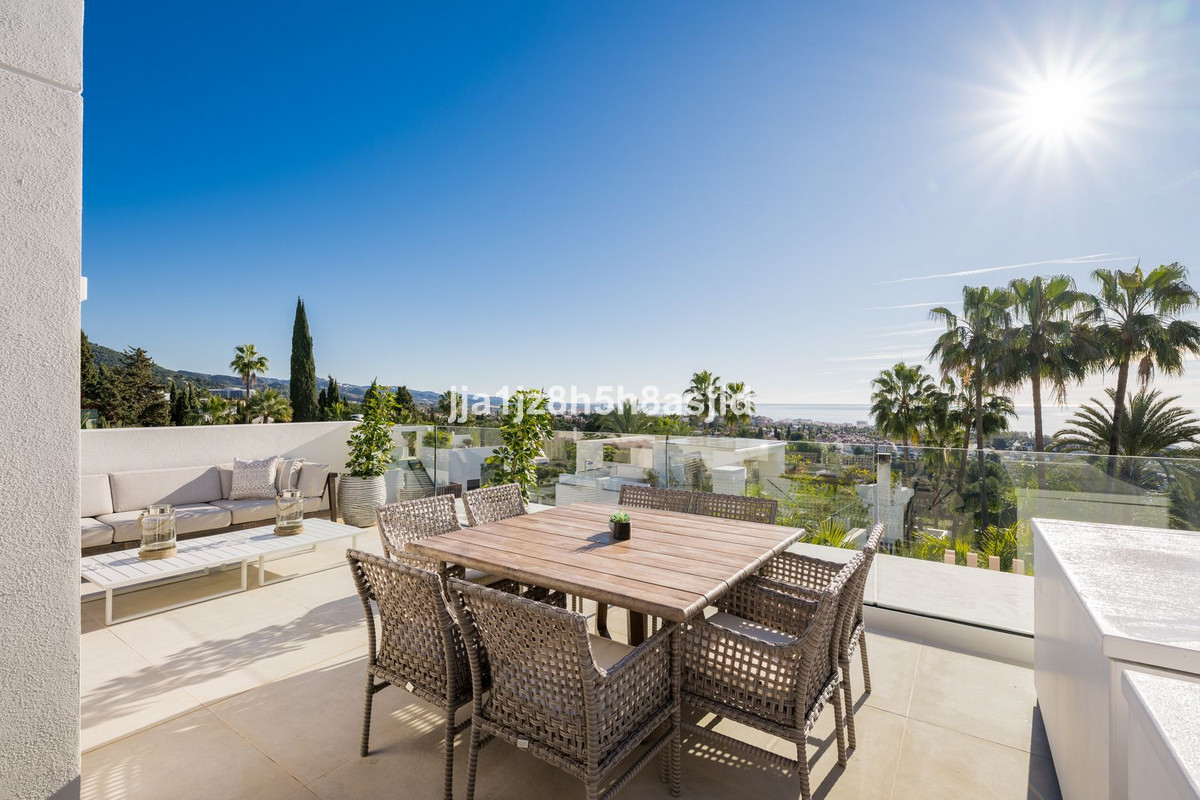 Se vende Pareada de 4 dormitorios en Costa Del Sol, Málaga, España