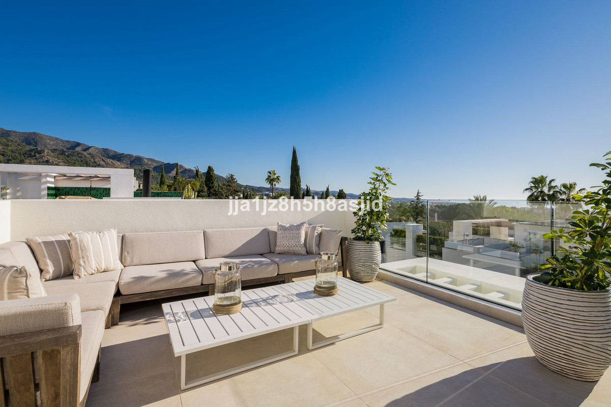 Se vende Pareada de 4 dormitorios en Costa Del Sol, Málaga, España