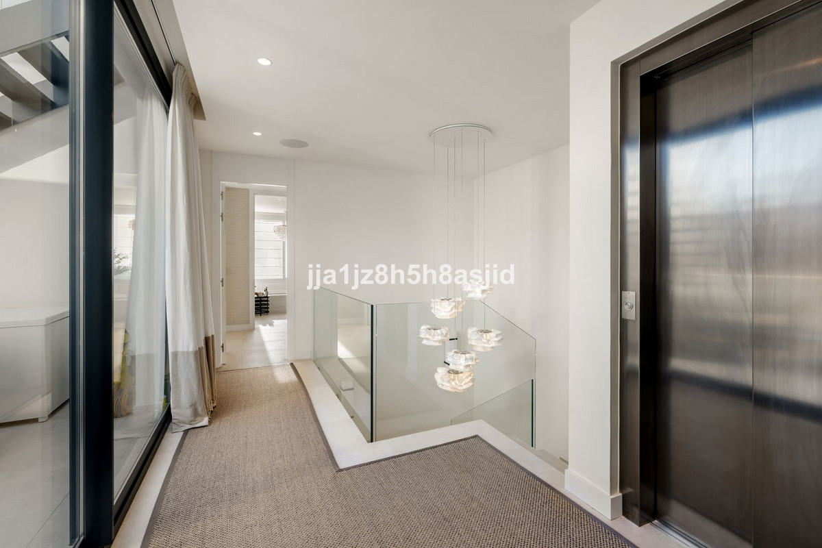 Se vende Pareada de 4 dormitorios en Costa Del Sol, Málaga, España